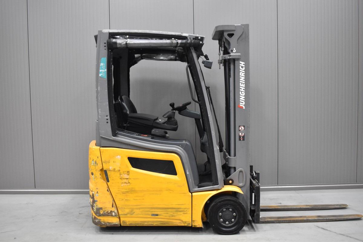 Electric forklift EFG 215 EFG 215- Photo 3