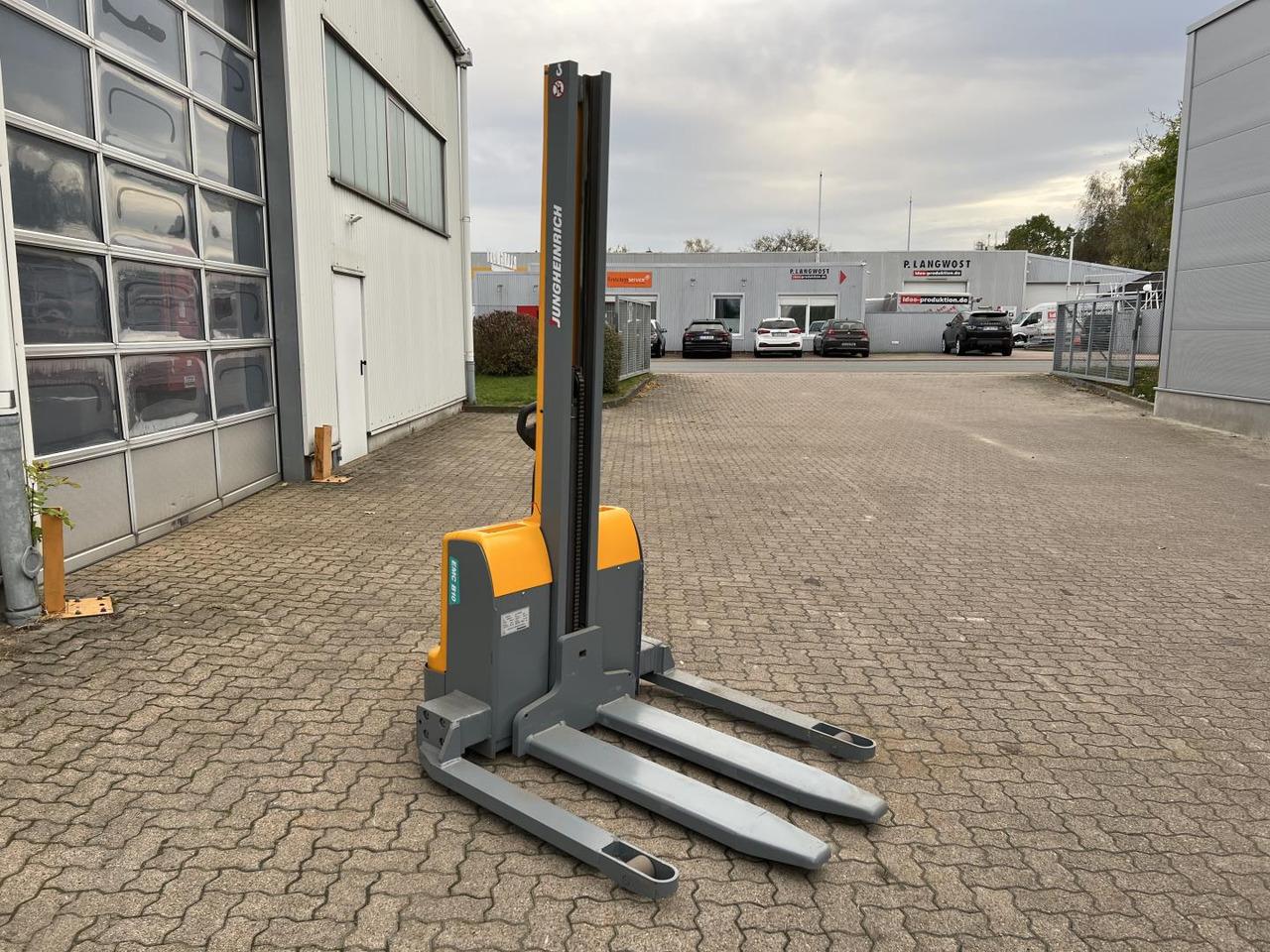 Stacker Jungheinrich EMC B10 Jungheinrich EMC B10- Photo 3