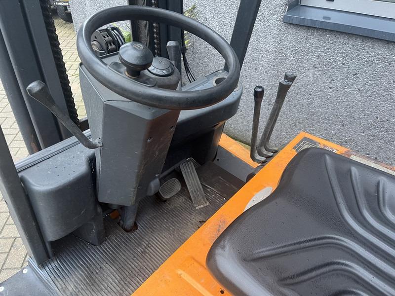 Electric forklift R50-15 R50-15- Photo 4