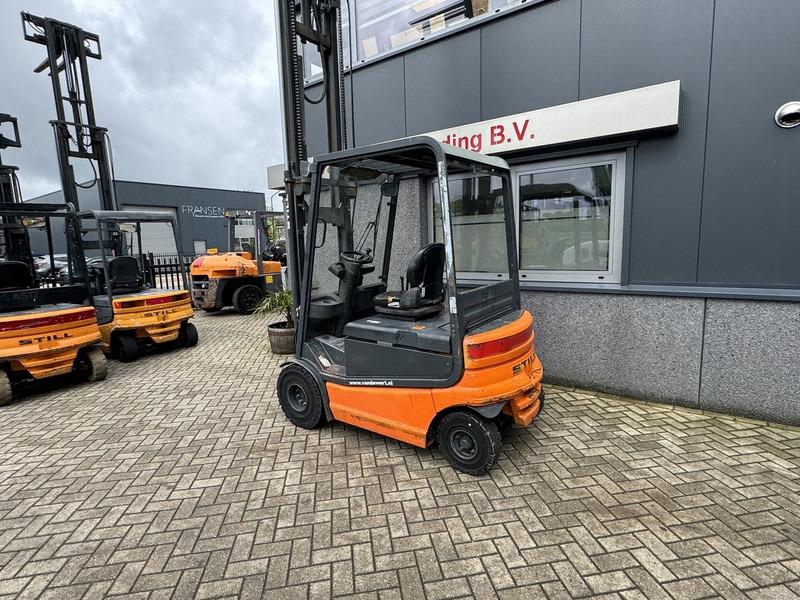 Electric forklift R60-25 Triplo 510 Freelift/3e functie elektrisch 2001 accu 2016 R60-25 Triplo 510 Freelift/3e functie elektrisch 2001 accu 2016- Photo 6