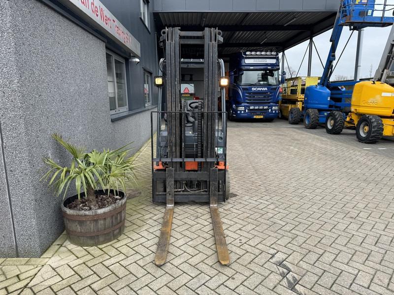 Electric forklift 8FBET16 Triplo 500 Freelift/Sideshift elektrisch 2012 8FBET16 Triplo 500 Freelift/Sideshift elektrisch 2012- Photo 4