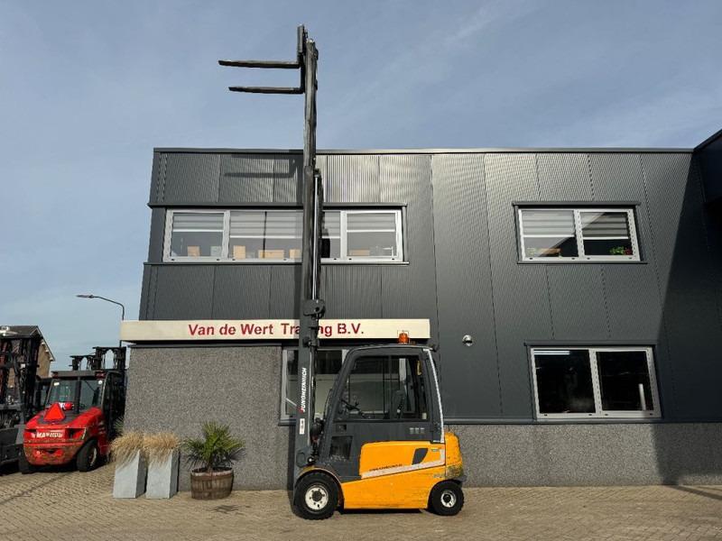 Electric forklift EFG430K Heftruck Triplo 650 Freelift/Sideshift/4e functie elektrisch accu 2016 EFG430K Heftruck Triplo 650 Freelift/Sideshift/4e functie elektrisch accu 2016- Photo 5