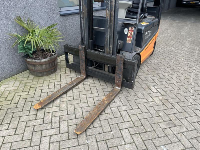 Electric forklift heftruck forklift R60-30 heftruck duplo460 sideshift 2002 heftruck forklift R60-30 heftruck duplo460 sideshift 2002- Photo 5