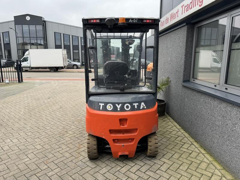 Electric forklift 8FBMT30 Triplo 470 Freelift/3e/4e functie elektrisch 2017 8FBMT30 Triplo 470 Freelift/3e/4e functie elektrisch 2017- Photo 5