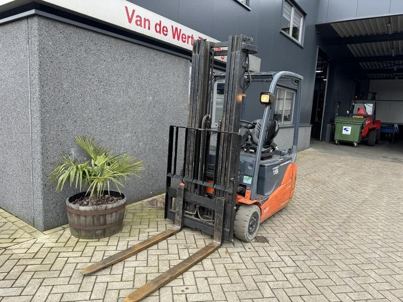 Electric forklift 8FBET16 Triplo 500 Freelift/Sideshift elektrisch 2012 8FBET16 Triplo 500 Freelift/Sideshift elektrisch 2012- Photo 5