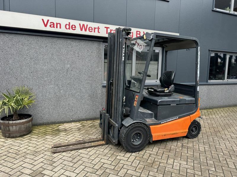 Electric forklift R60-25 Triplo 510 Freelift/3e functie elektrisch 2001 accu 2016 R60-25 Triplo 510 Freelift/3e functie elektrisch 2001 accu 2016- Photo 4