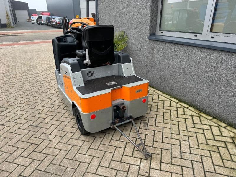 Tow tractor LTX70 Elektrische Trekker / Startkar / Voertuigtrekker 2017 Elektrisch ACCU 2019 Keuring 3/2024 LTX70 Elektrische Trekker / Startkar / Voertuigtrekker 2017 Elektrisch ACCU 2019 Keuring 3/2024- Photo 6