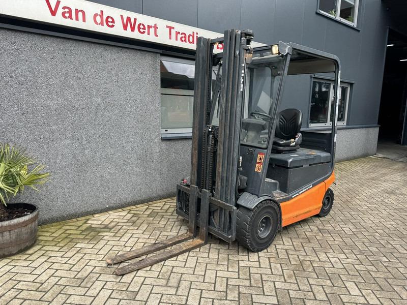 Electric forklift R60-25 Triplo 510 Freelift/3e functie elektrisch 2001 accu 2016 R60-25 Triplo 510 Freelift/3e functie elektrisch 2001 accu 2016- Photo 2