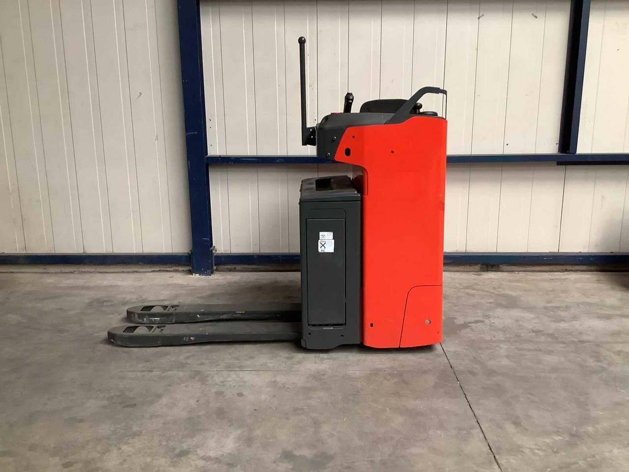 Pallet truck T20R T20R- Photo 3