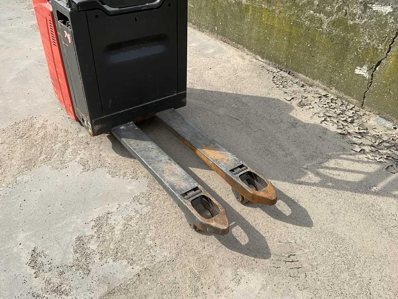 Pallet truck T20 SP T20 SP- Photo 6