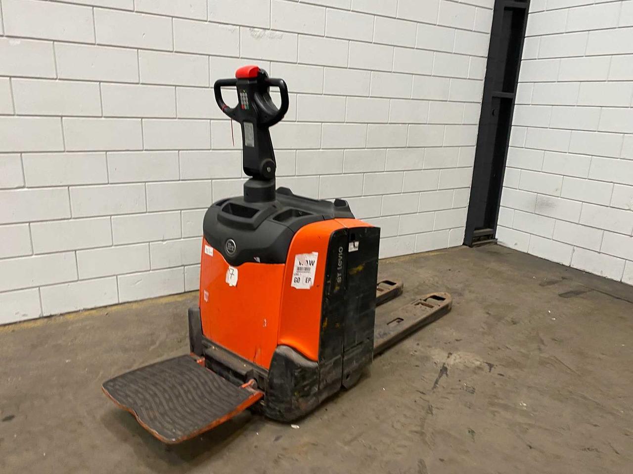 Pallet truck LPE200 LPE200- Photo 3