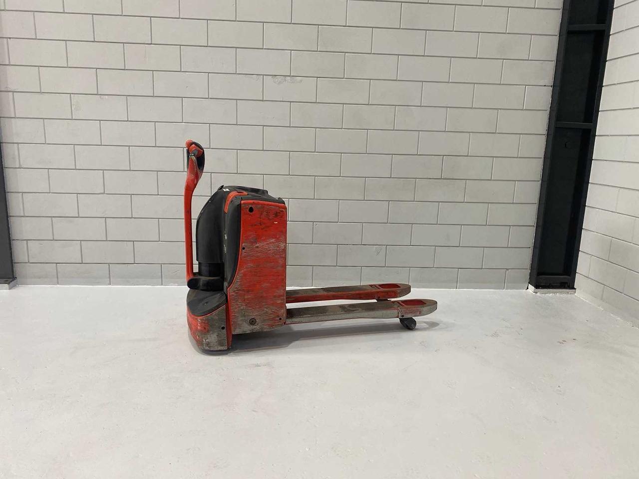 Pallet truck T18 T18- Photo 2