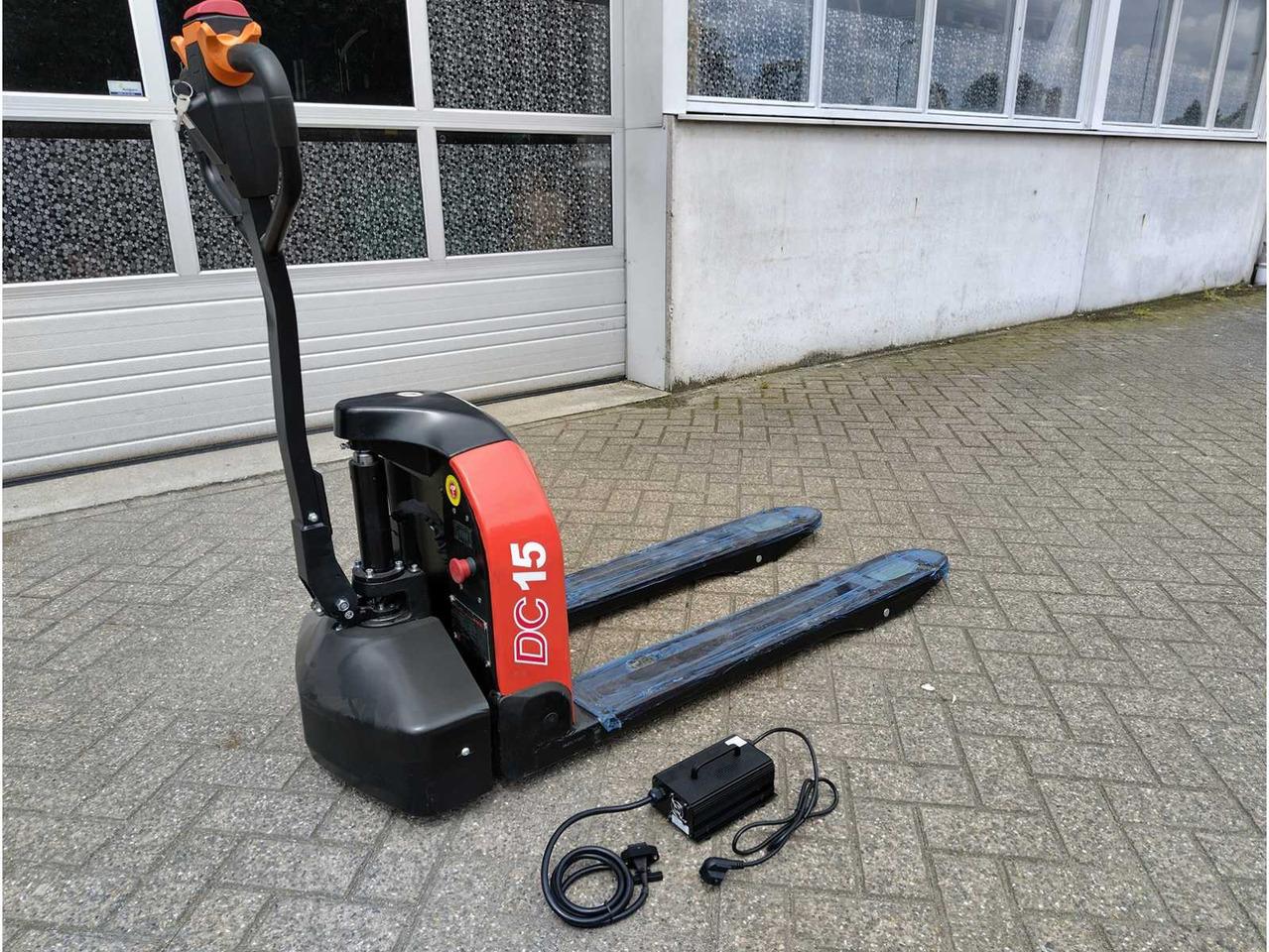 Pallet truck 1500kg 1500kg- Photo 3