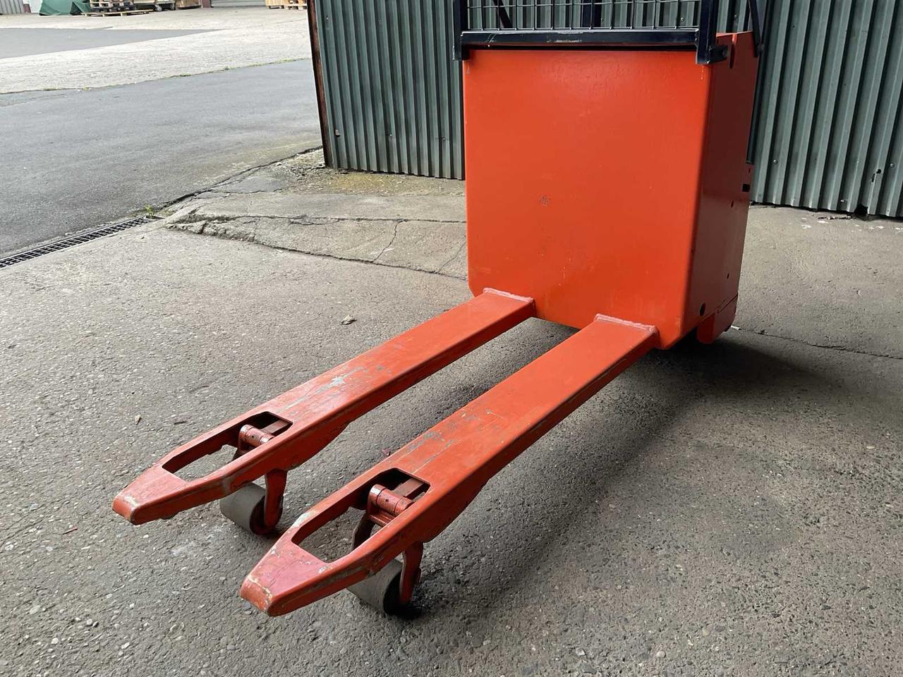 Pallet truck CLL180 CLL180- Photo 6