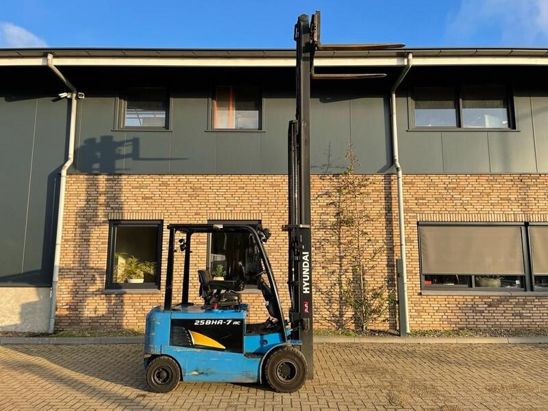 Electric forklift 25BHA-7 2.5 ton Triplex Freelift Sideshift Elektra Heftruck 25BHA-7 2.5 ton Triplex Freelift Sideshift Elektra Heftruck- Photo 2