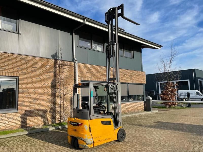 Electric forklift EFG 216 Elektra 1.6 ton Triplex Freelift Sideshift Elektra Heftruck EFG 216 Elektra 1.6 ton Triplex Freelift Sideshift Elektra Heftruck- Photo 6