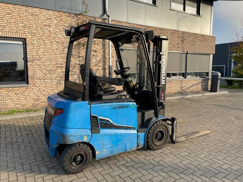 Electric forklift 25BH-9 Elektra 2.5 ton Triplex Freelift Sideshift Heftruck 25BH-9 Elektra 2.5 ton Triplex Freelift Sideshift Heftruck- Photo 8