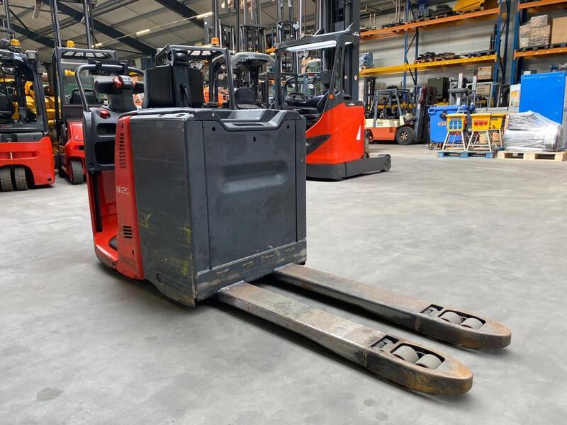 Pallet truck N20 2 ton Elektrische Orderpicker Meerijder Palletwagen N20 2 ton Elektrische Orderpicker Meerijder Palletwagen- Photo 7