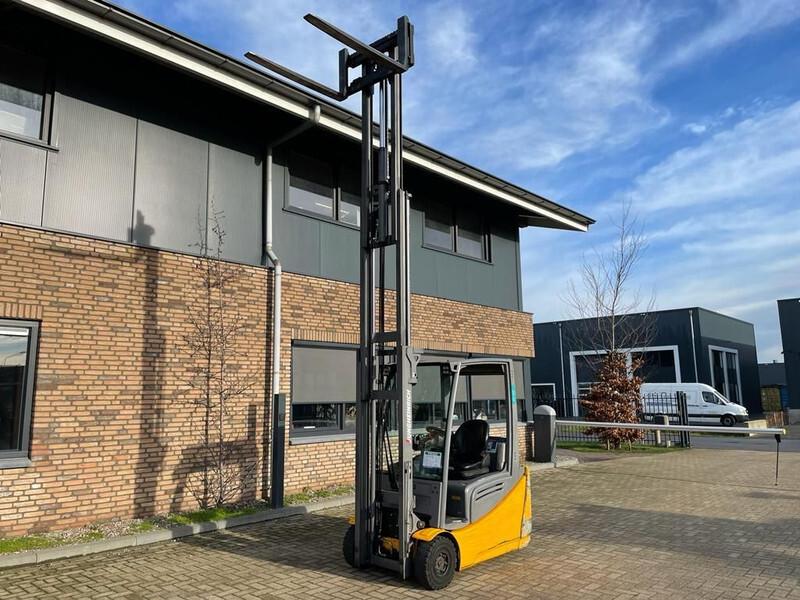 Electric forklift EFG 216 Elektra 1.6 ton Triplex Freelift Sideshift Elektra Heftruck EFG 216 Elektra 1.6 ton Triplex Freelift Sideshift Elektra Heftruck- Photo 6