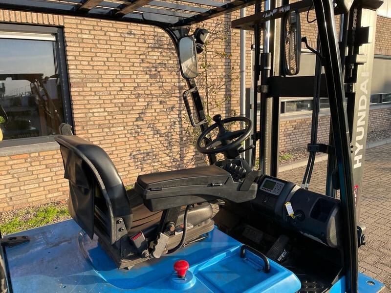 Electric forklift 25BHA-7 2.5 ton Triplex Freelift Sideshift Elektra Heftruck 25BHA-7 2.5 ton Triplex Freelift Sideshift Elektra Heftruck- Photo 9