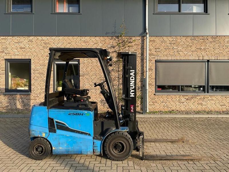 Electric forklift 25BH-9 Elektra 2.5 ton Triplex Freelift Sideshift Heftruck 25BH-9 Elektra 2.5 ton Triplex Freelift Sideshift Heftruck- Photo 6