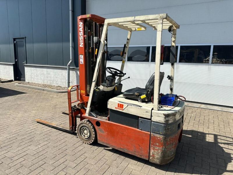 Electric forklift N01L18U 1.8 ton Triplex Freelift Sideshift Elektra Heftruck Accu 2016 ! N01L18U 1.8 ton Triplex Freelift Sideshift Elektra Heftruck Accu 2016 !- Photo 6