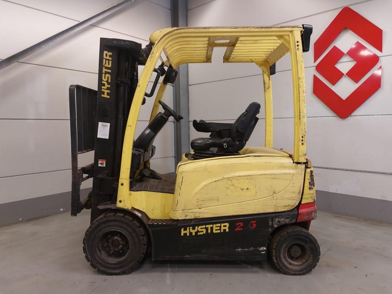 Diesel forklift- Photo 2