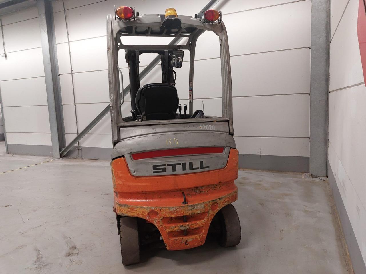 Diesel forklift- Photo 8