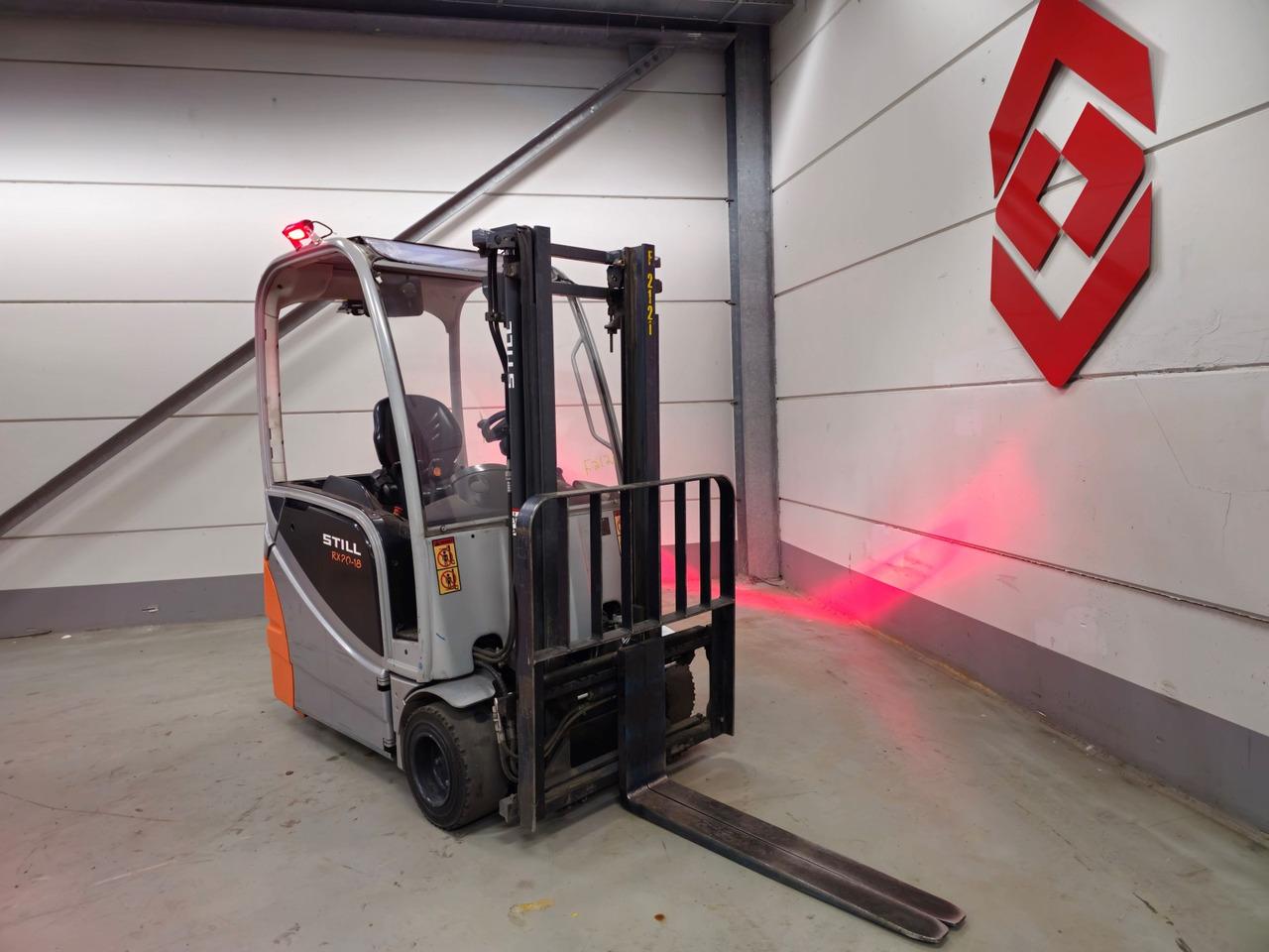 Electric forklift- Photo 3