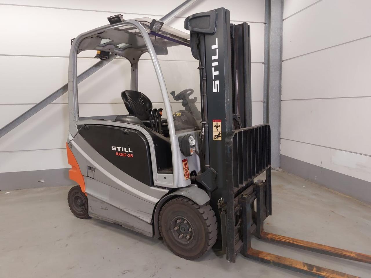 Diesel forklift- Photo 4