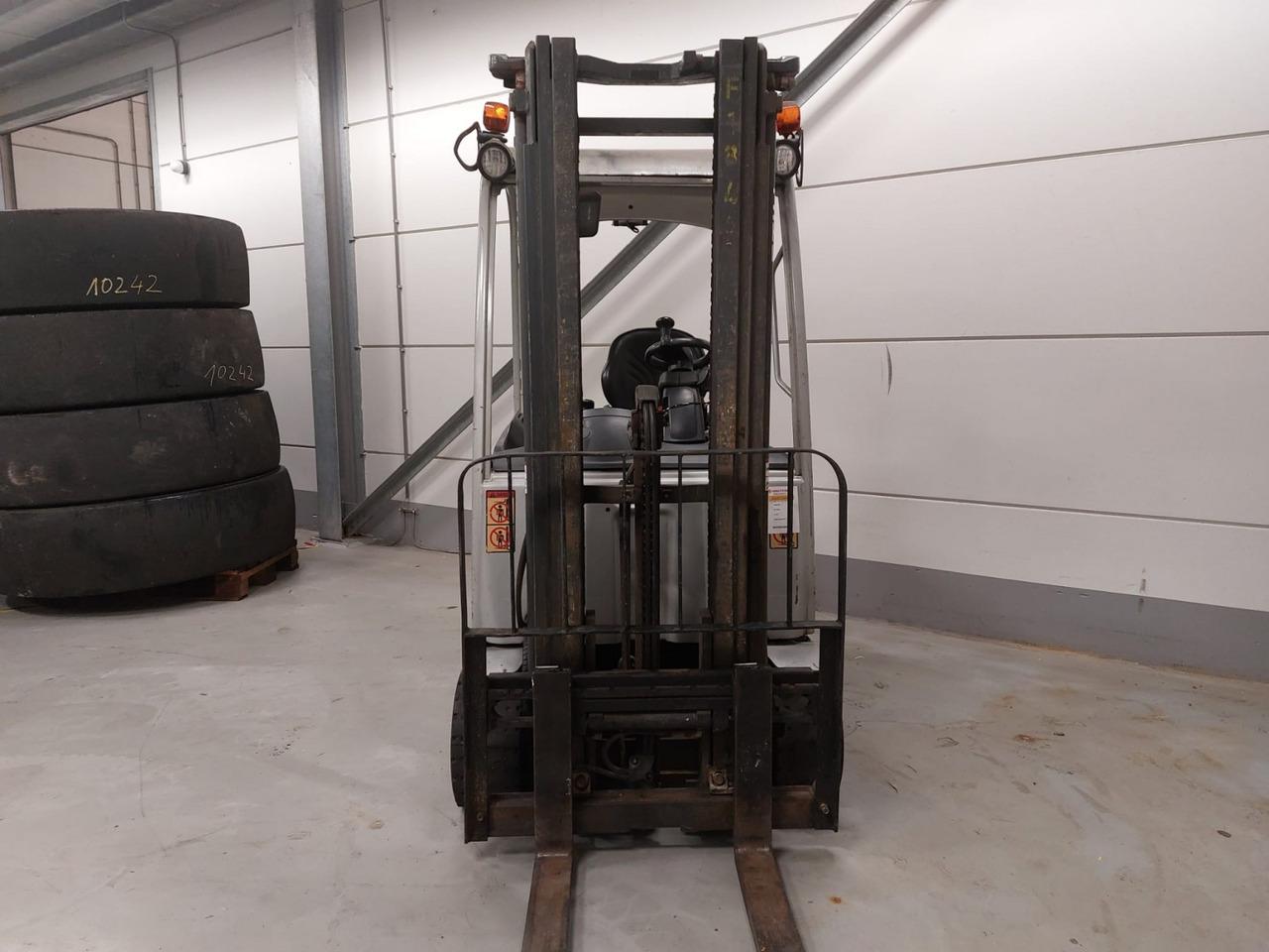 Electric forklift- Photo 5