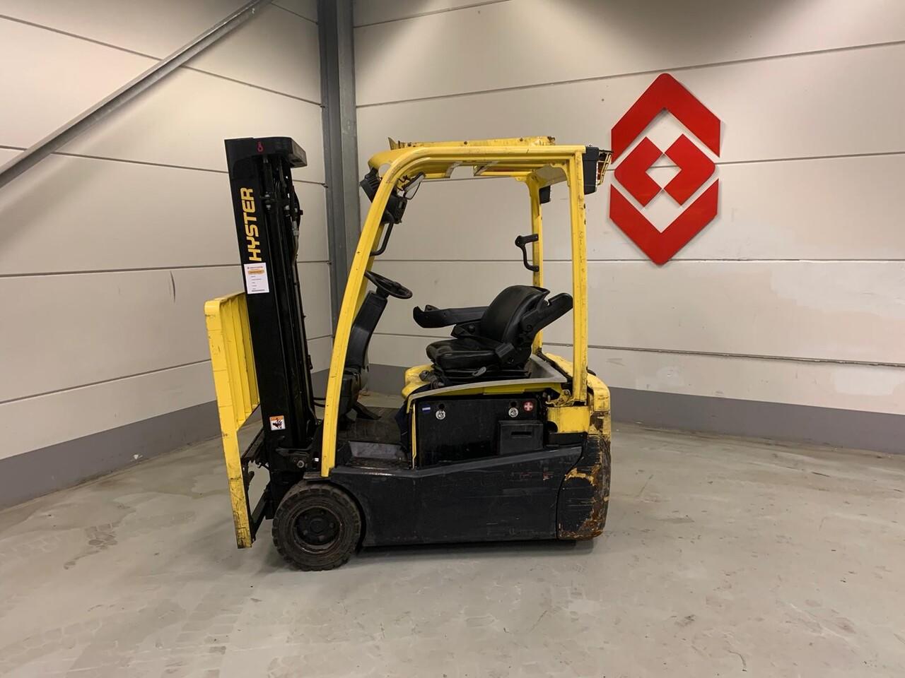 Electric forklift- Photo 2