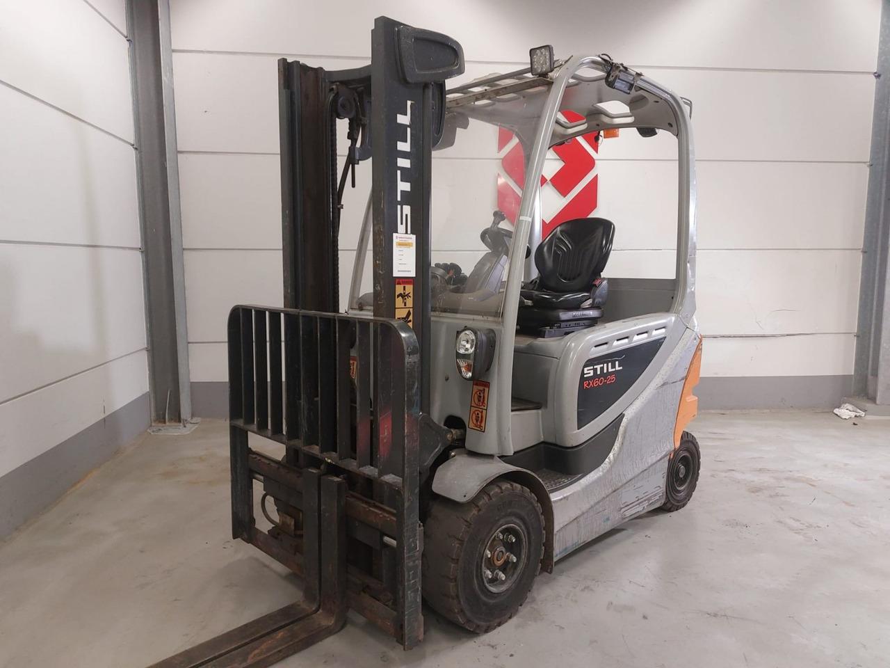 Diesel forklift- Photo 4