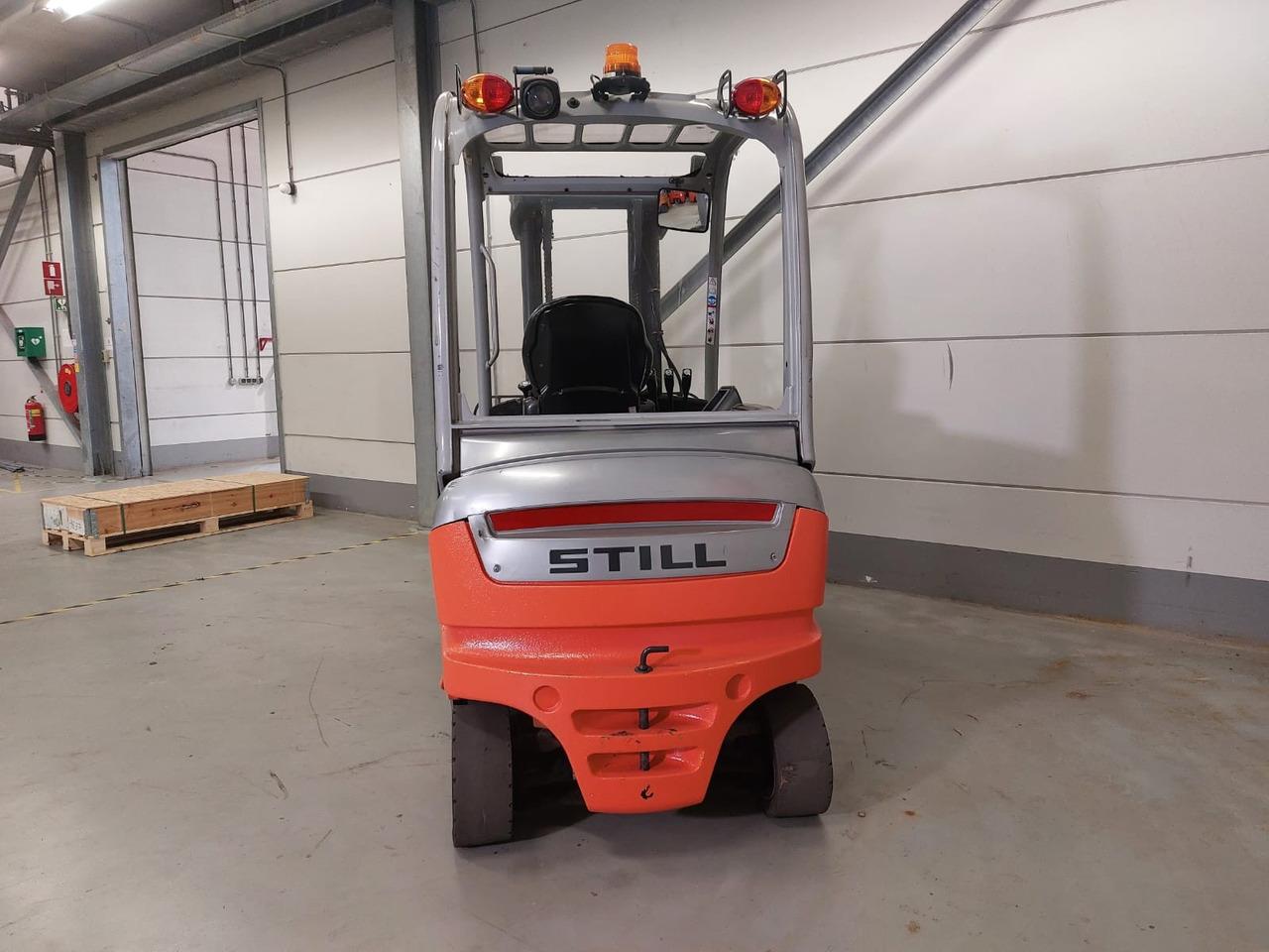 Diesel forklift- Photo 8