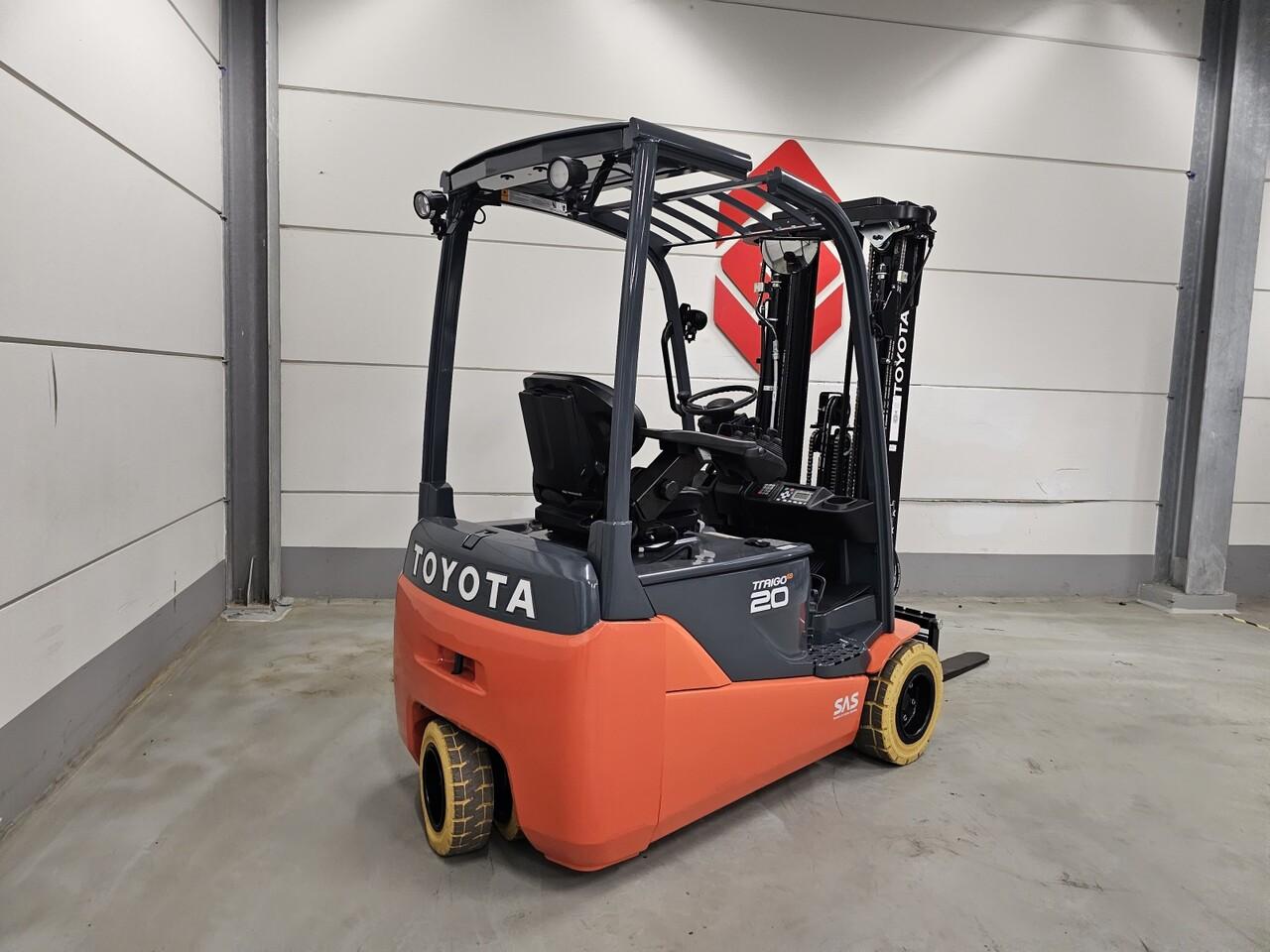 Electric forklift- Photo 5