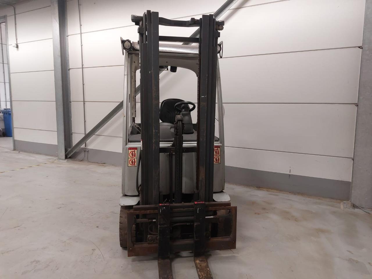 Electric forklift- Photo 5