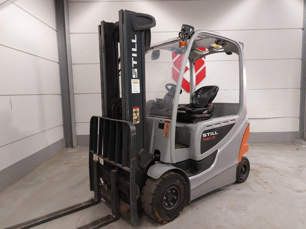 Diesel forklift- Photo 4