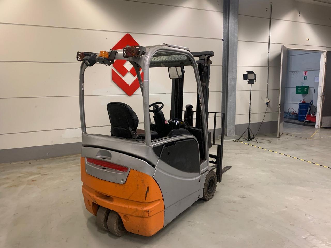 Electric forklift- Photo 7