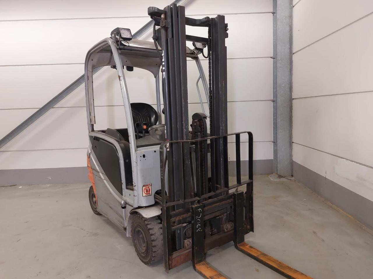 Diesel forklift- Photo 3