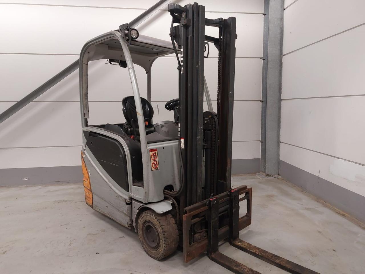 Electric forklift- Photo 3