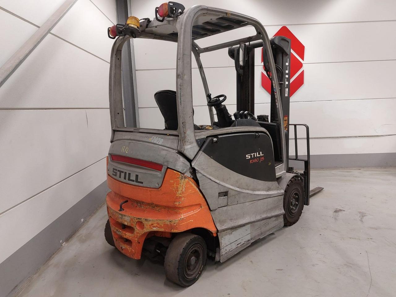 Diesel forklift- Photo 7