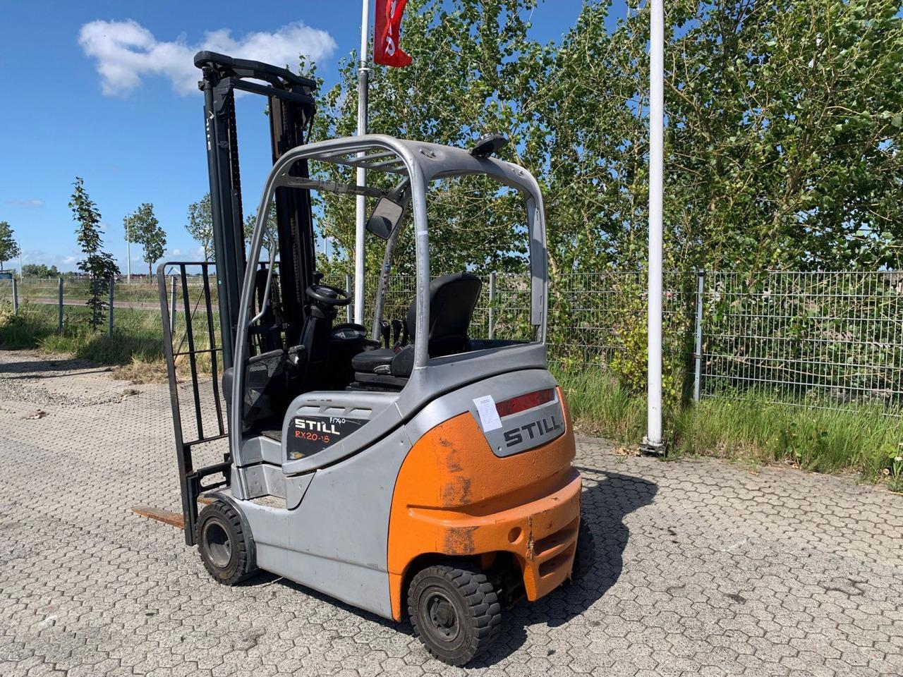 Diesel forklift- Photo 7