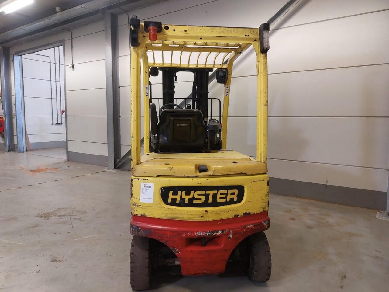 Diesel forklift- Photo 8