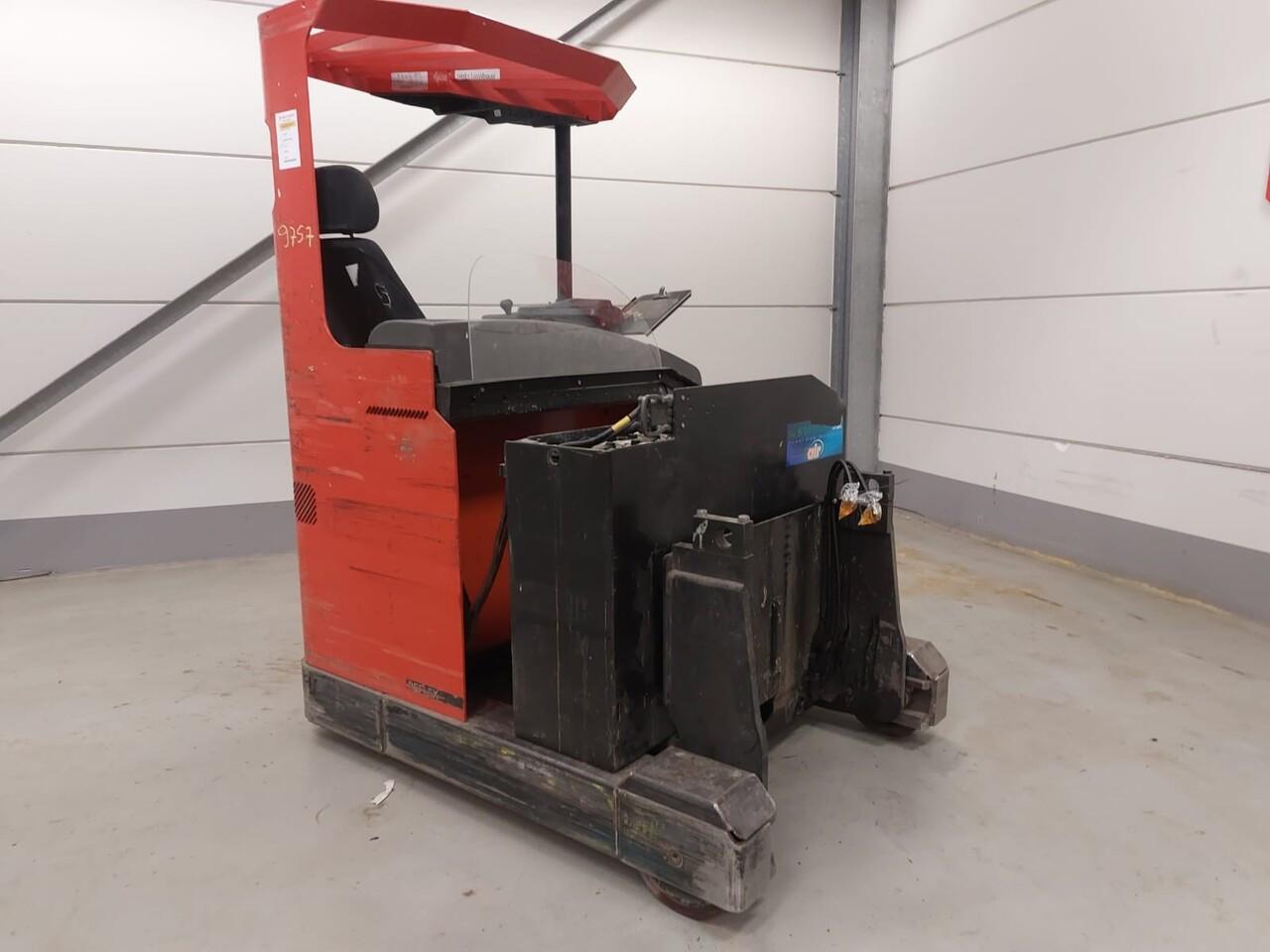 Reach truck- Photo 6