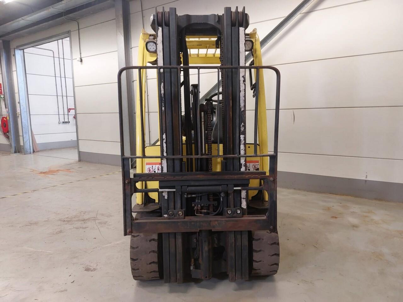 Diesel forklift- Photo 5