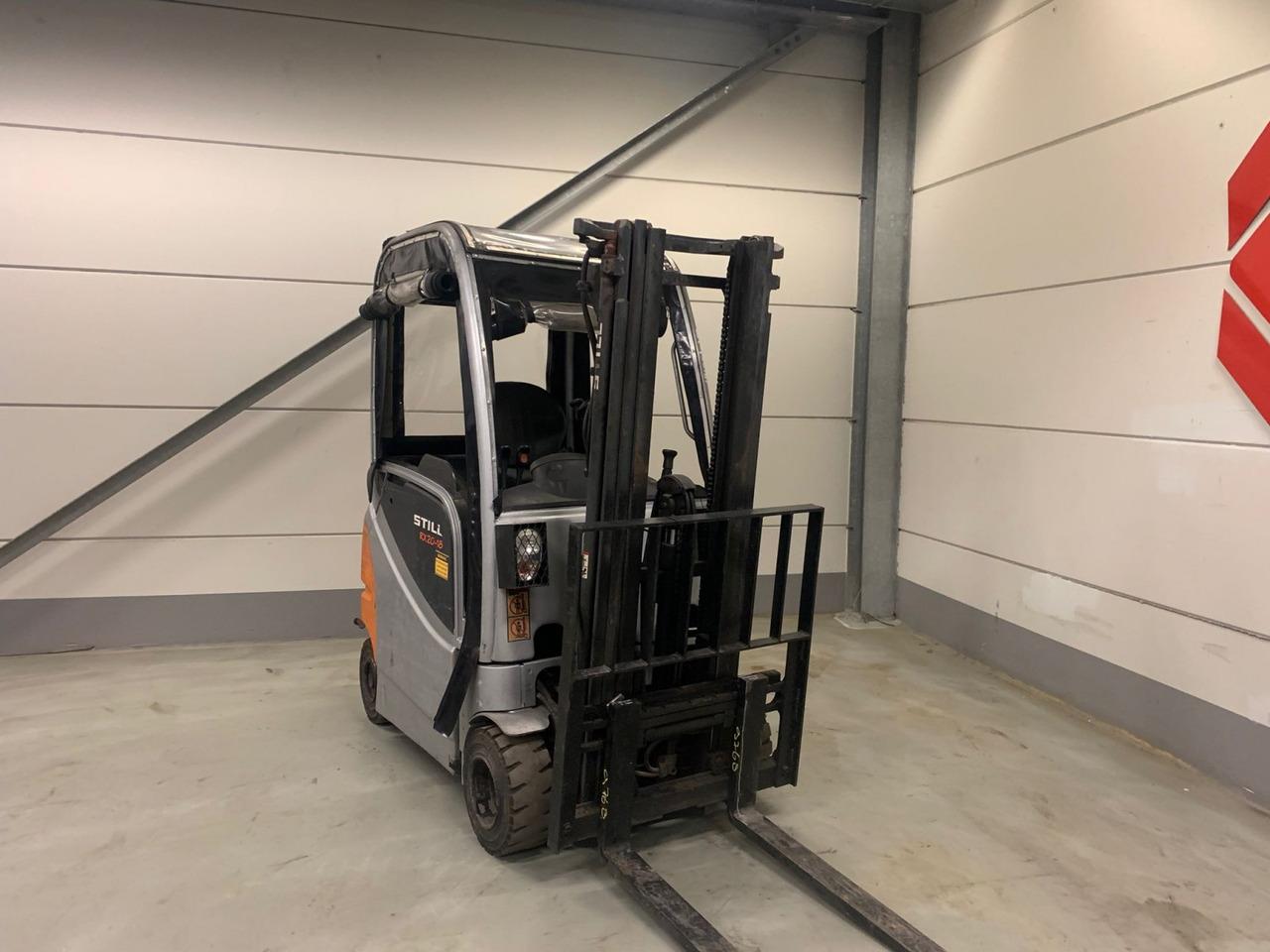 Diesel forklift- Photo 3