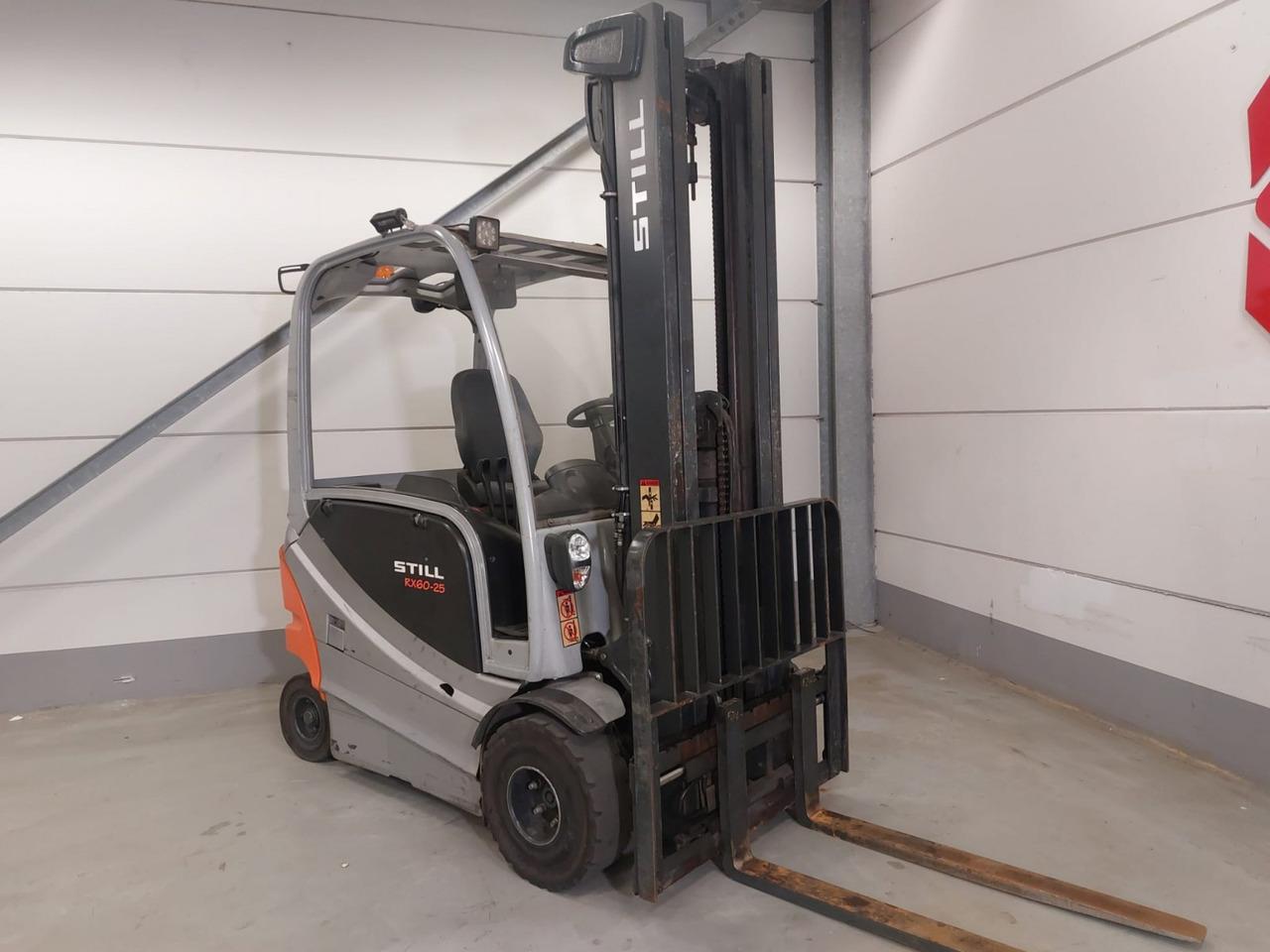 Diesel forklift- Photo 4