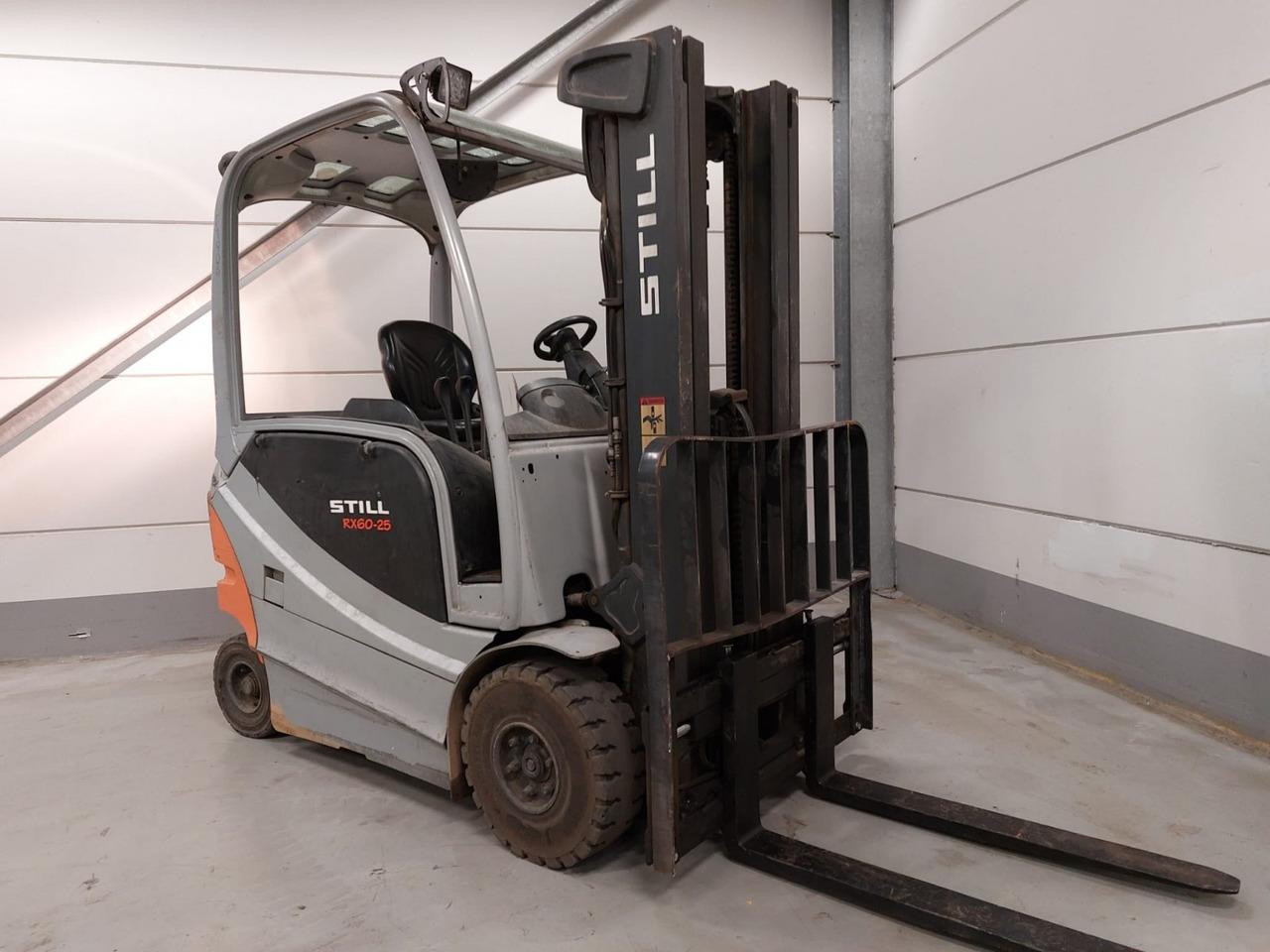 Diesel forklift- Photo 4