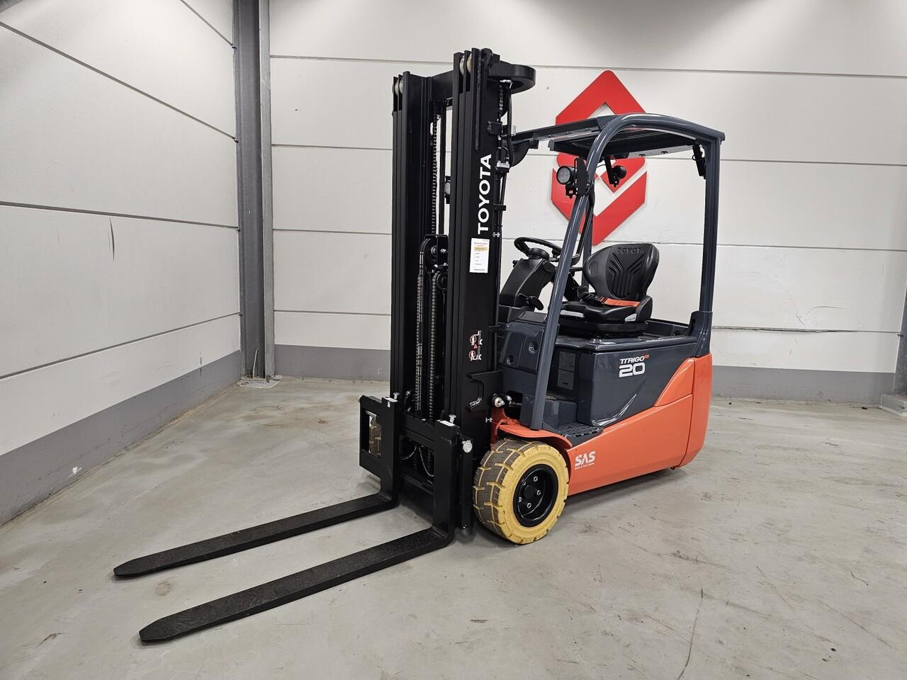 Electric forklift- Photo 4