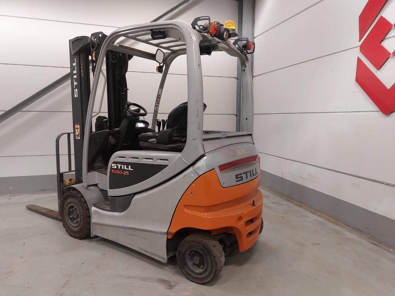 Diesel forklift- Photo 6